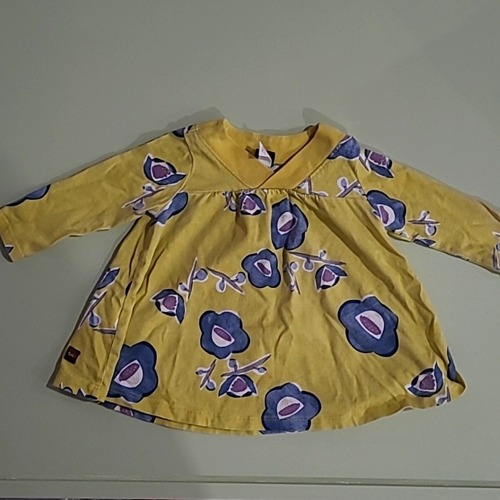 Tea Kids 3-6 month girls flower long sleeve shirt.